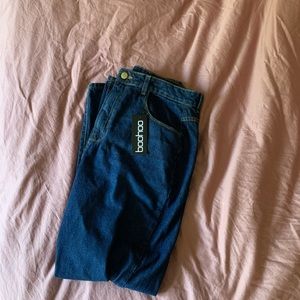 HIGH WAISTED MOM JEANS😋